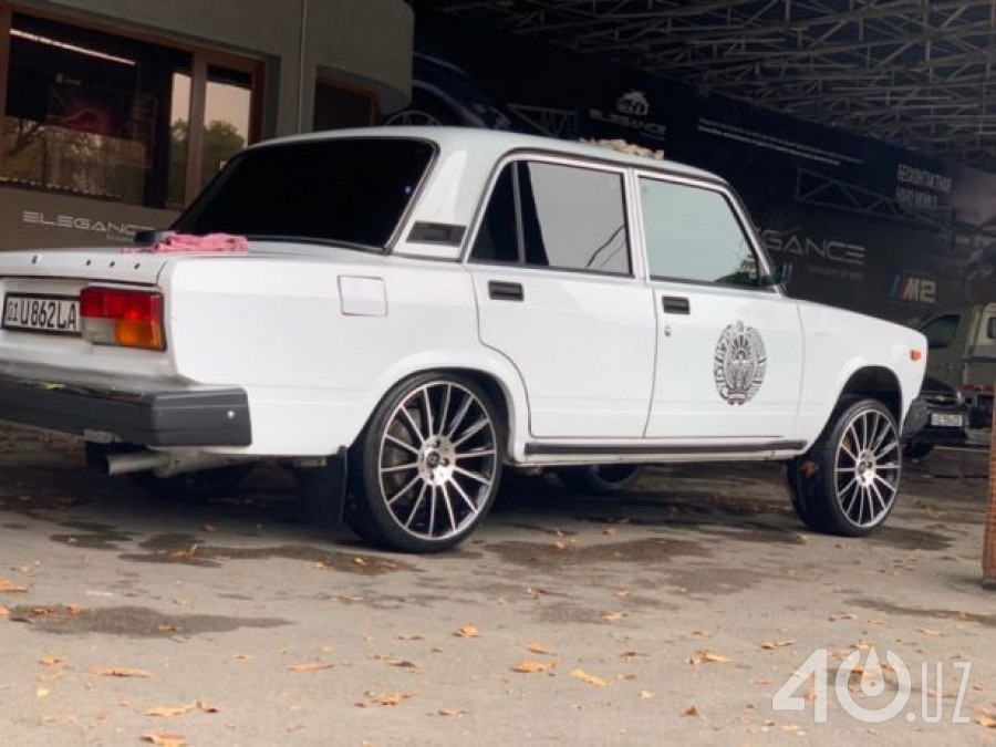 LADA (ВАЗ) 2107
