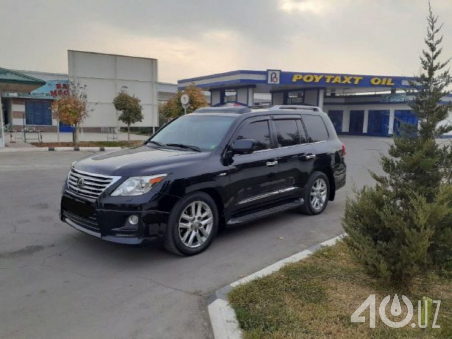 Lexus LX III