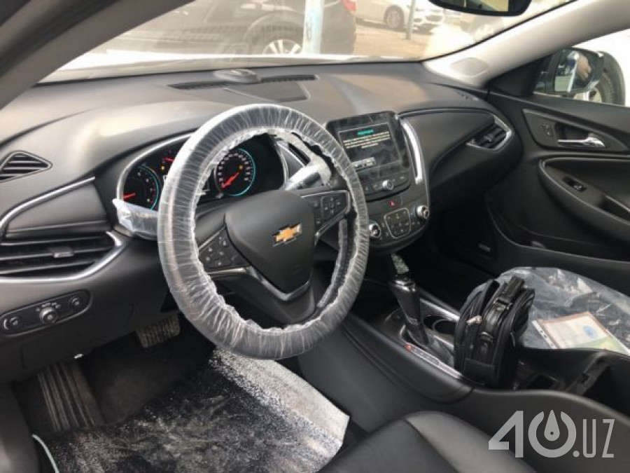 Chevrolet Uz Malibu II