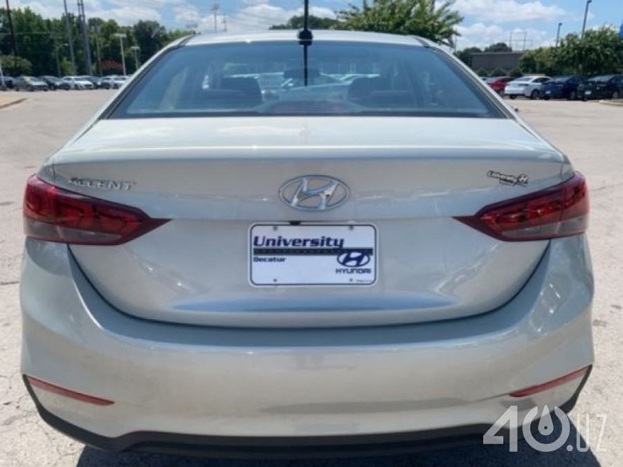 Hyundai Accent IV