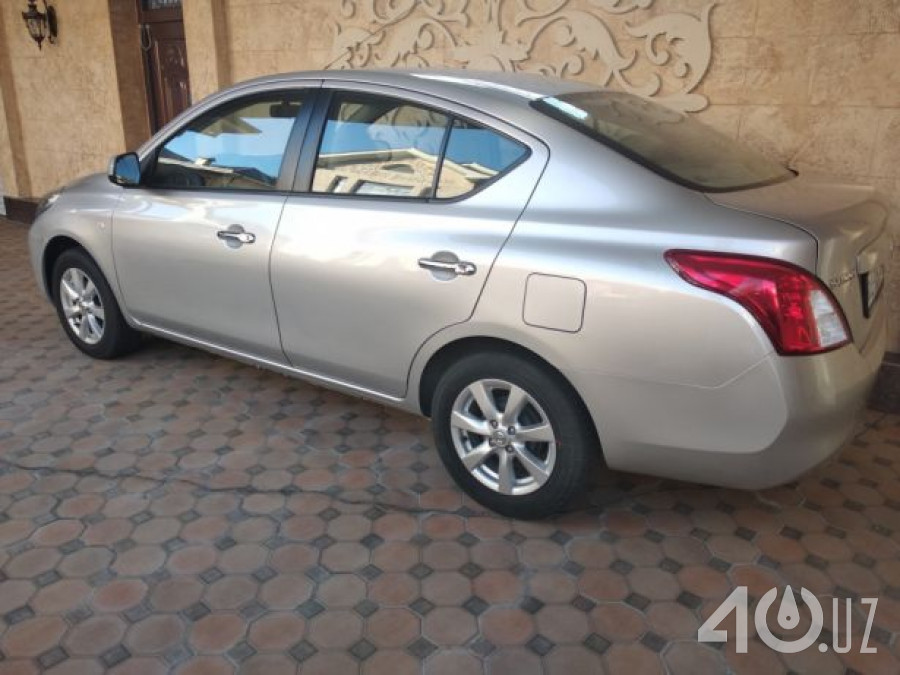 Nissan Sunny B10