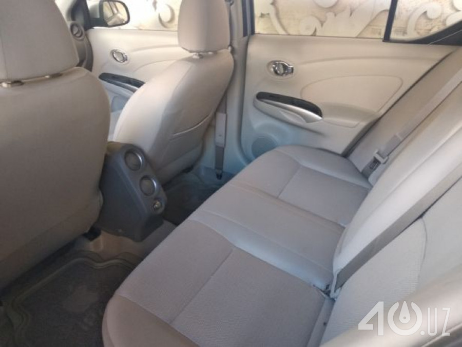 Nissan Sunny B10