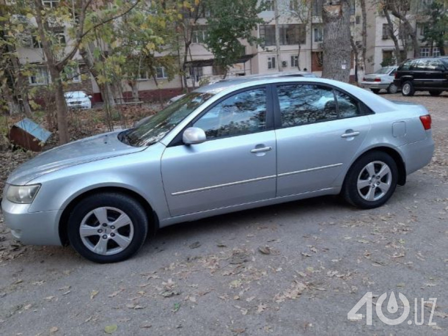 Hyundai Sonata V (NF)