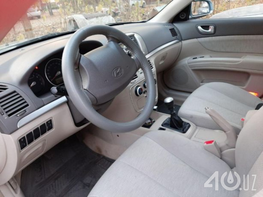 Hyundai Sonata V (NF)