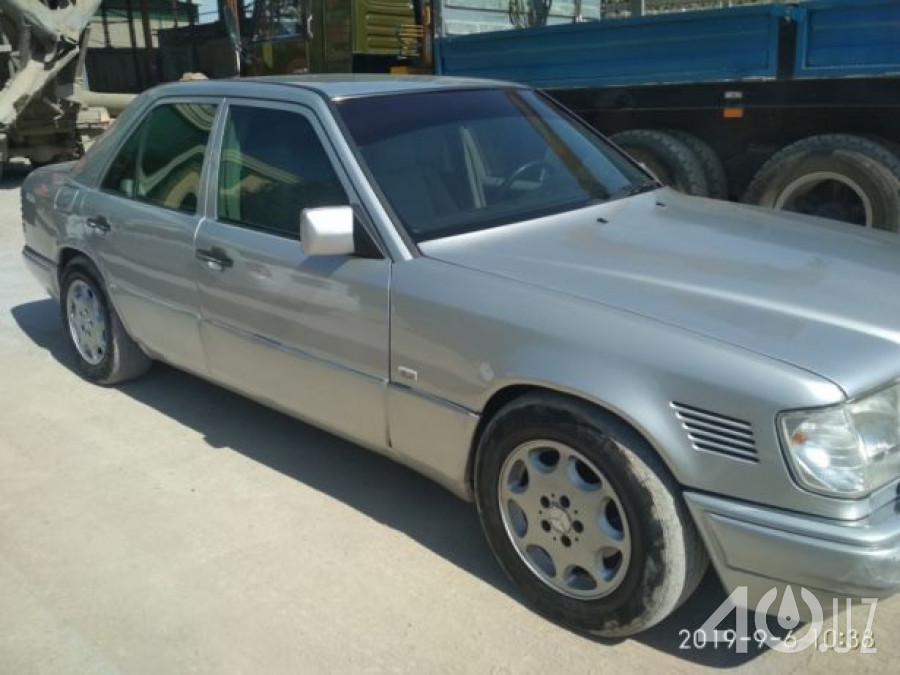 Mercedes-Benz E-klasse I (W124)