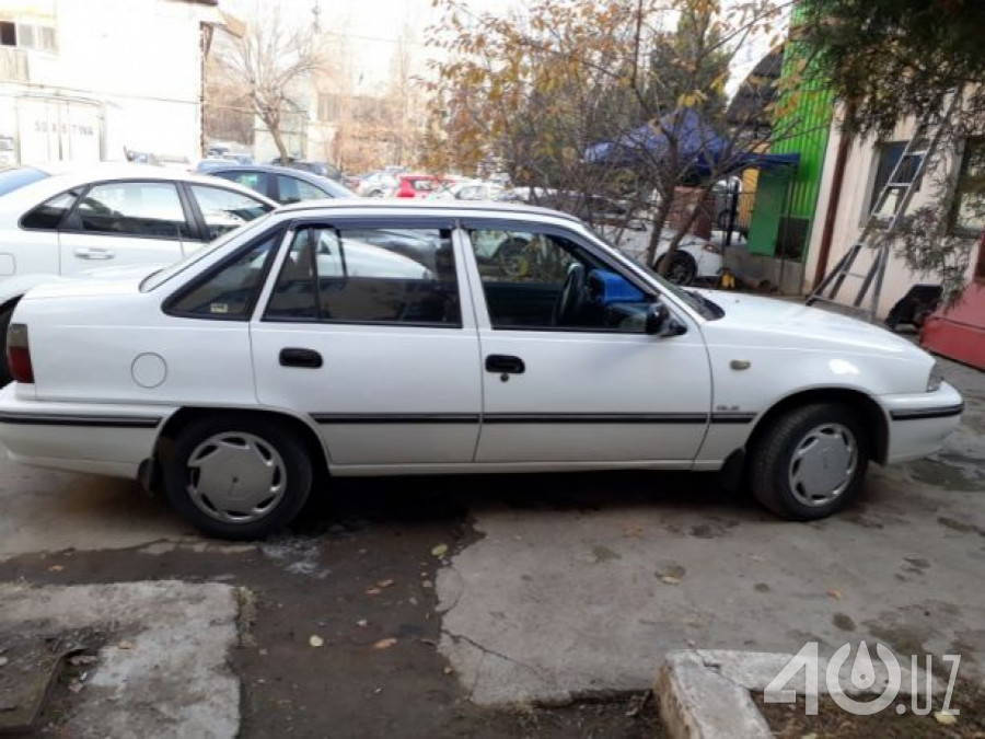 Daewoo Uz Nexia I (SOHC)
