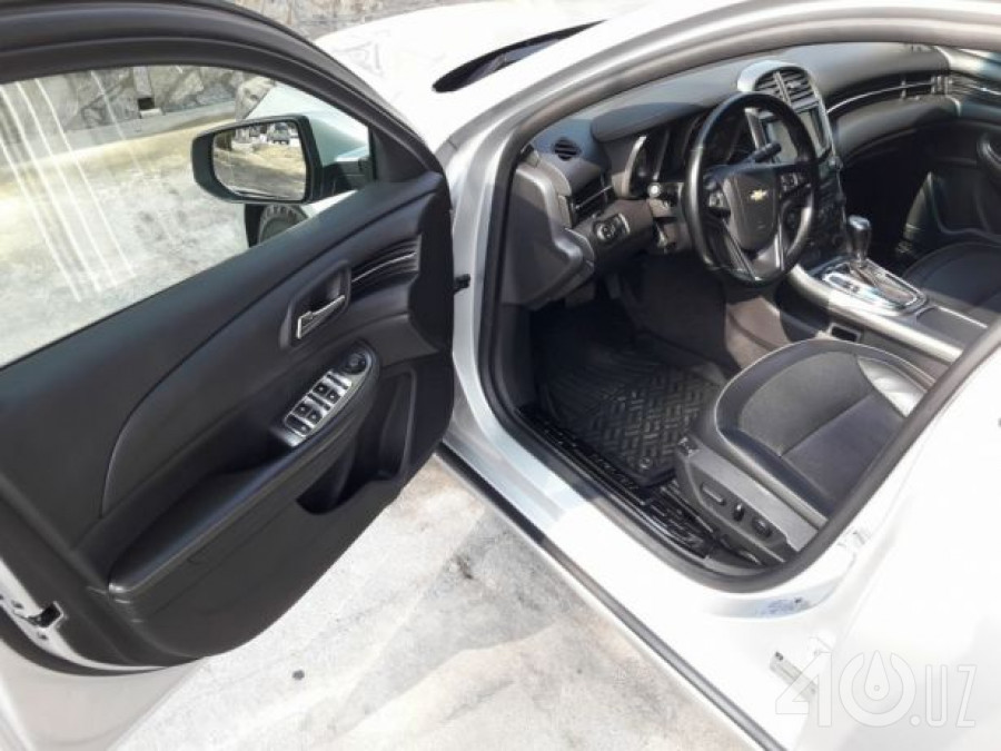 Chevrolet Uz Malibu I