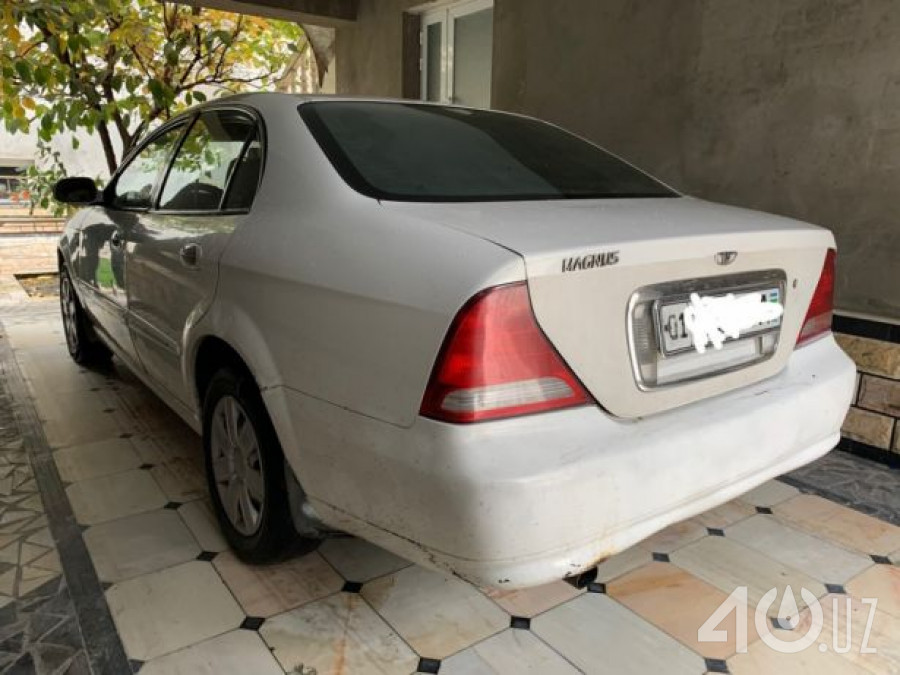 Daewoo Magnus