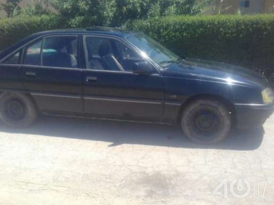 Opel Omega A
