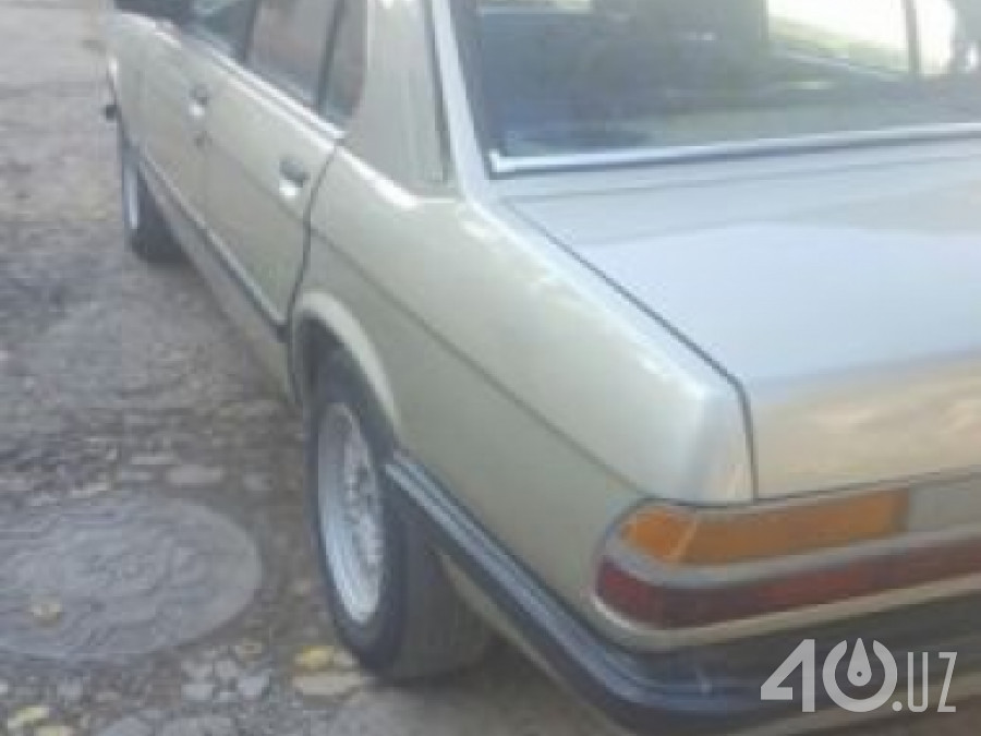 BMW 5 серия II (E28)