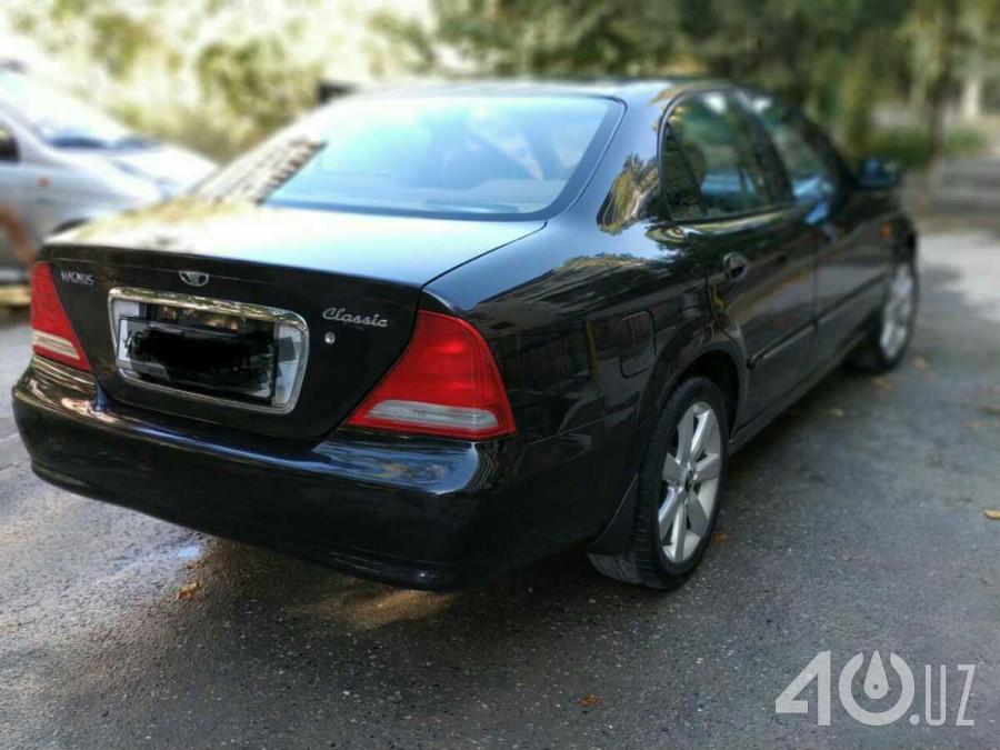 Daewoo Magnus