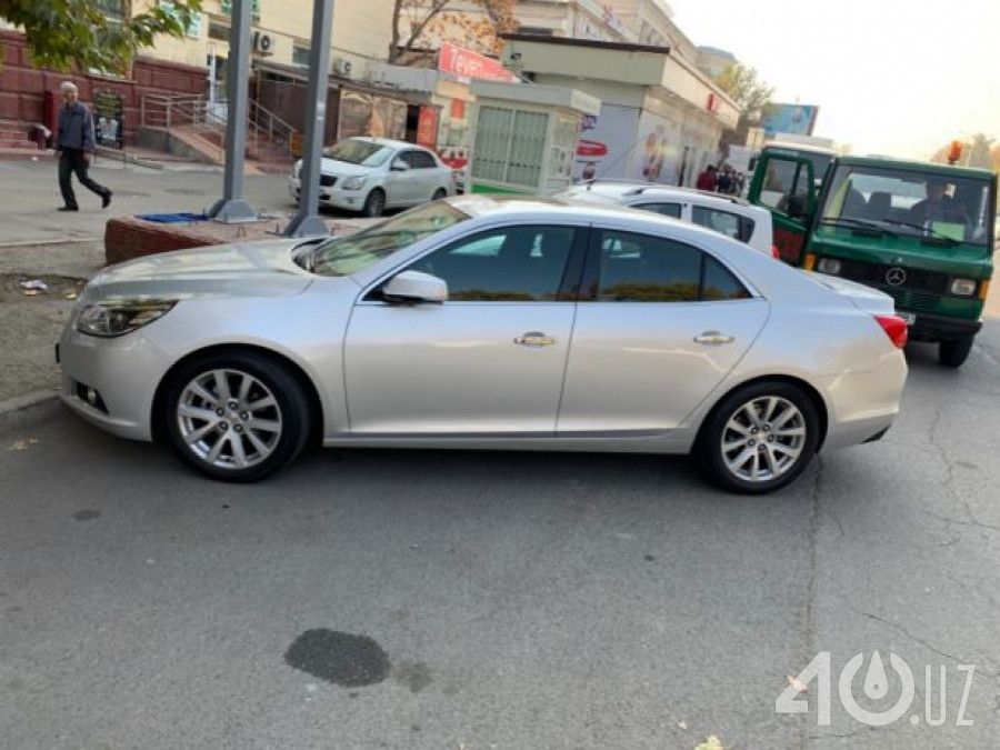 Chevrolet Uz Malibu I