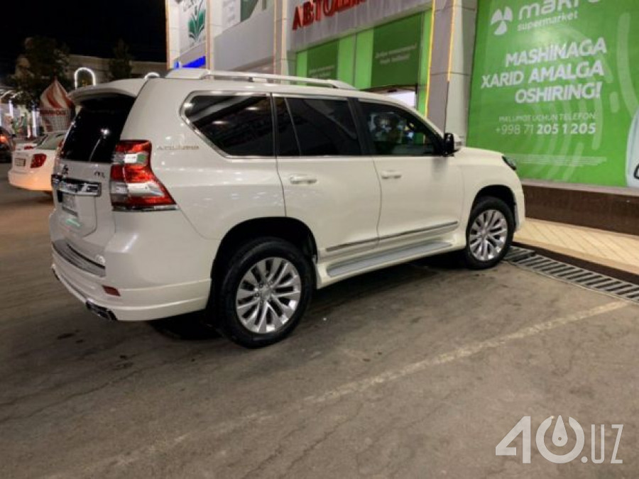 Toyota Land Cruiser Prado 150 Series Рестайлинг 1