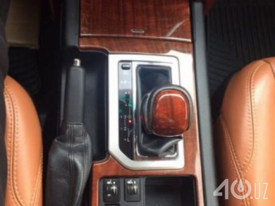 Toyota Land Cruiser Prado 150 Series Рестайлинг 1