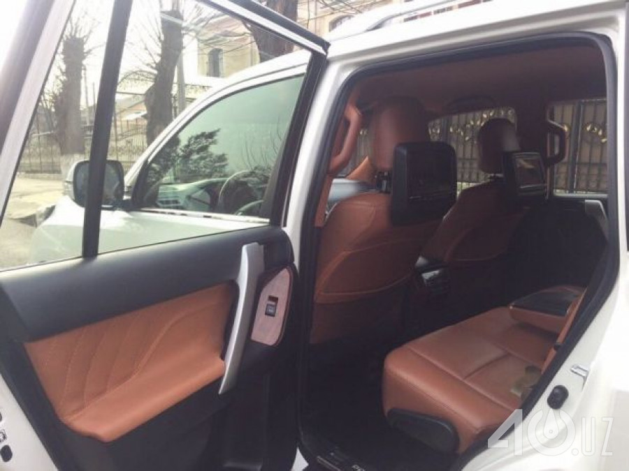 Toyota Land Cruiser Prado 150 Series Рестайлинг 1