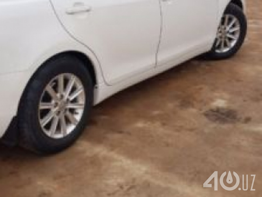 Toyota Camry VI (XV40)