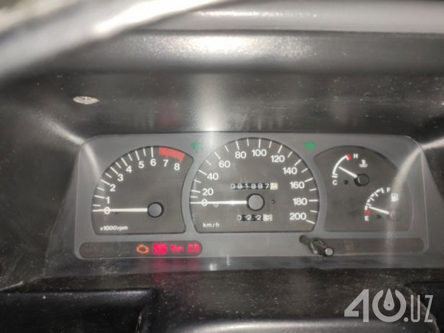 Daewoo Uz Nexia I (SOHC)