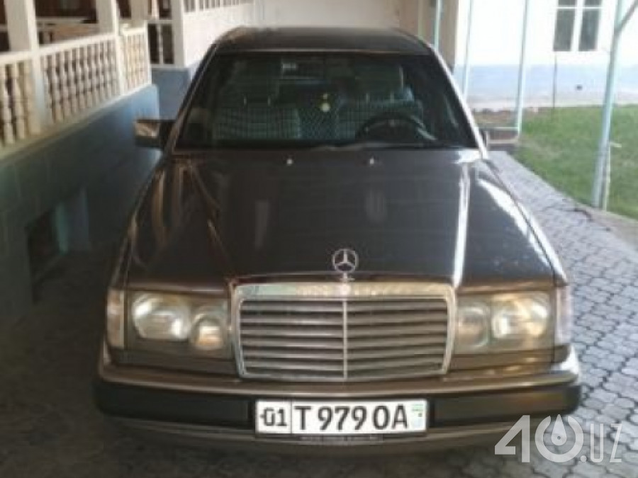 Mercedes-Benz W124