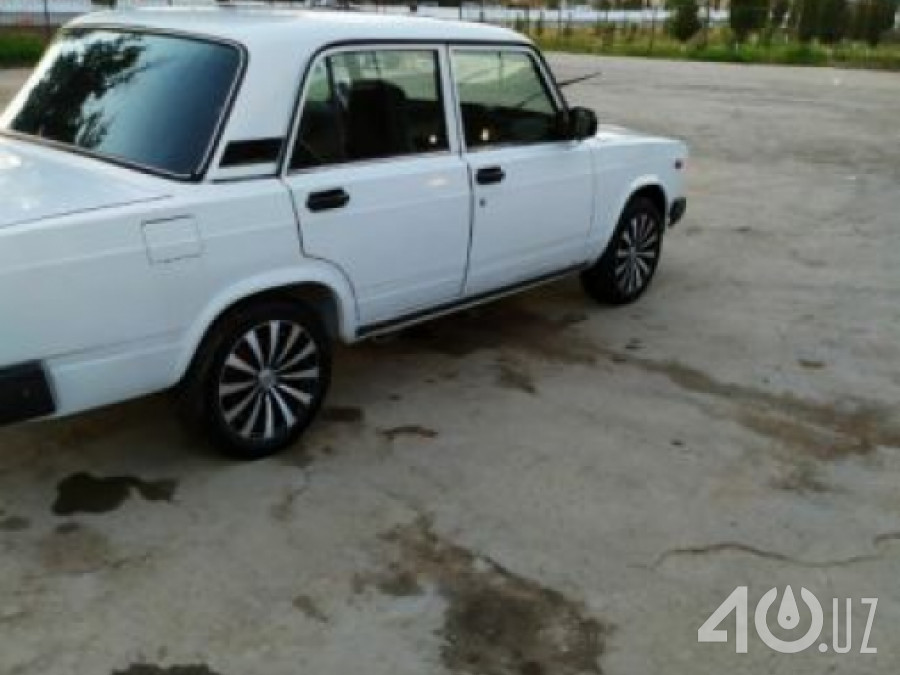 LADA (ВАЗ) 2107