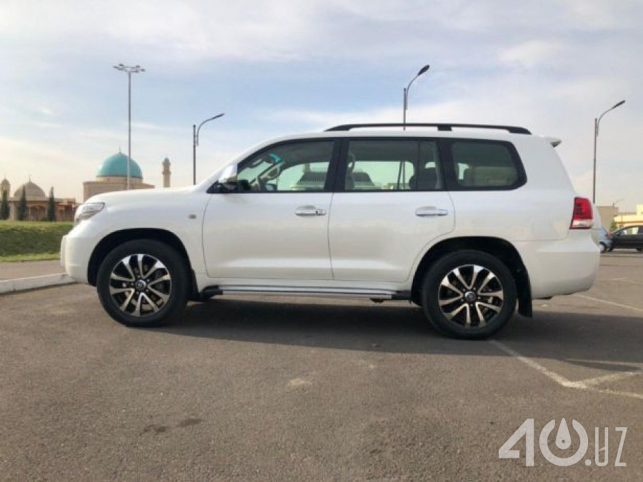 Toyota Land Cruiser 200 Series