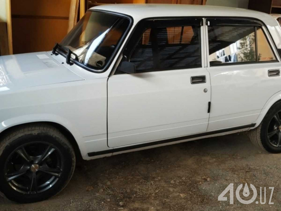 LADA (ВАЗ) 2107
