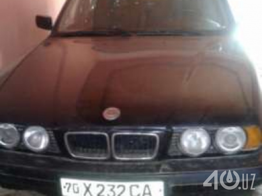 BMW M5 II (E34)