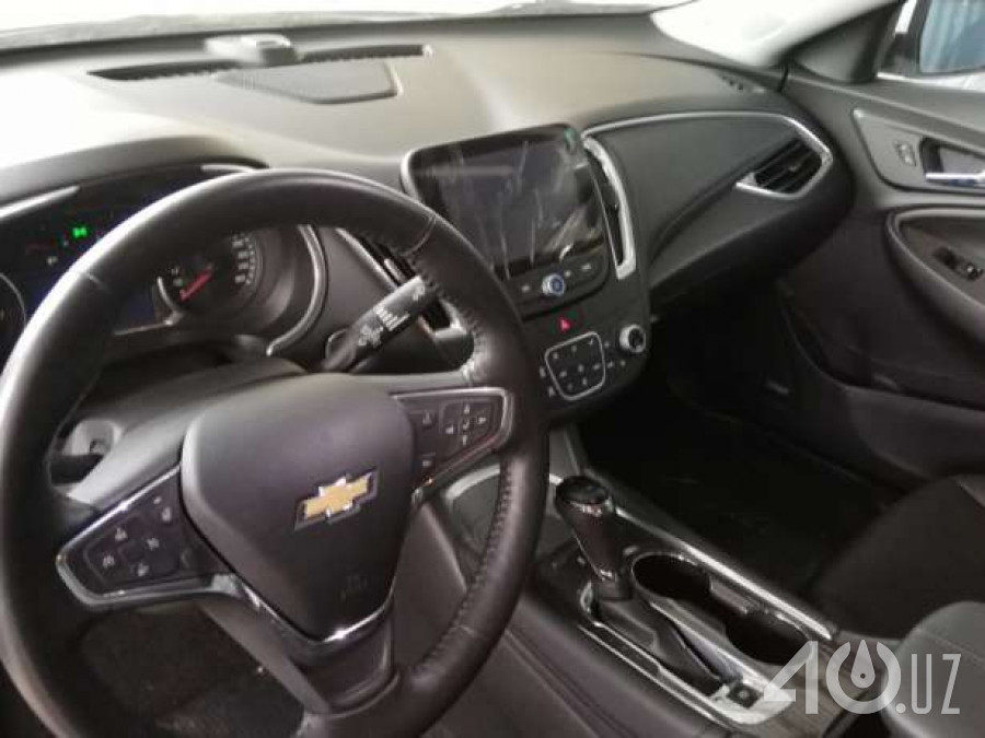 Chevrolet Uz Malibu II