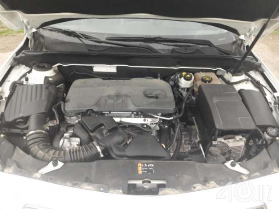 Chevrolet Uz Malibu I