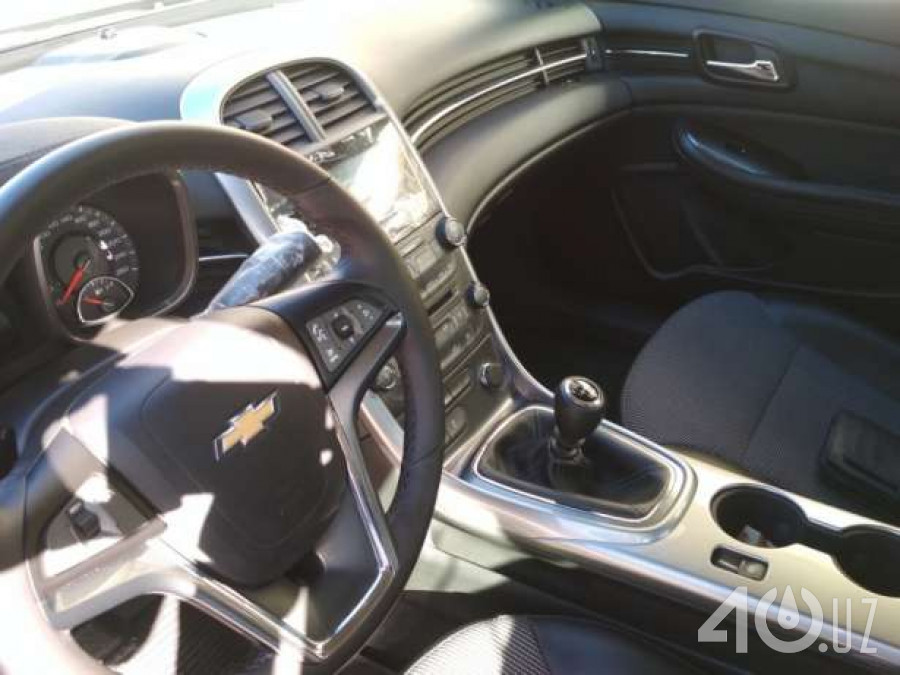 Chevrolet Uz Malibu I