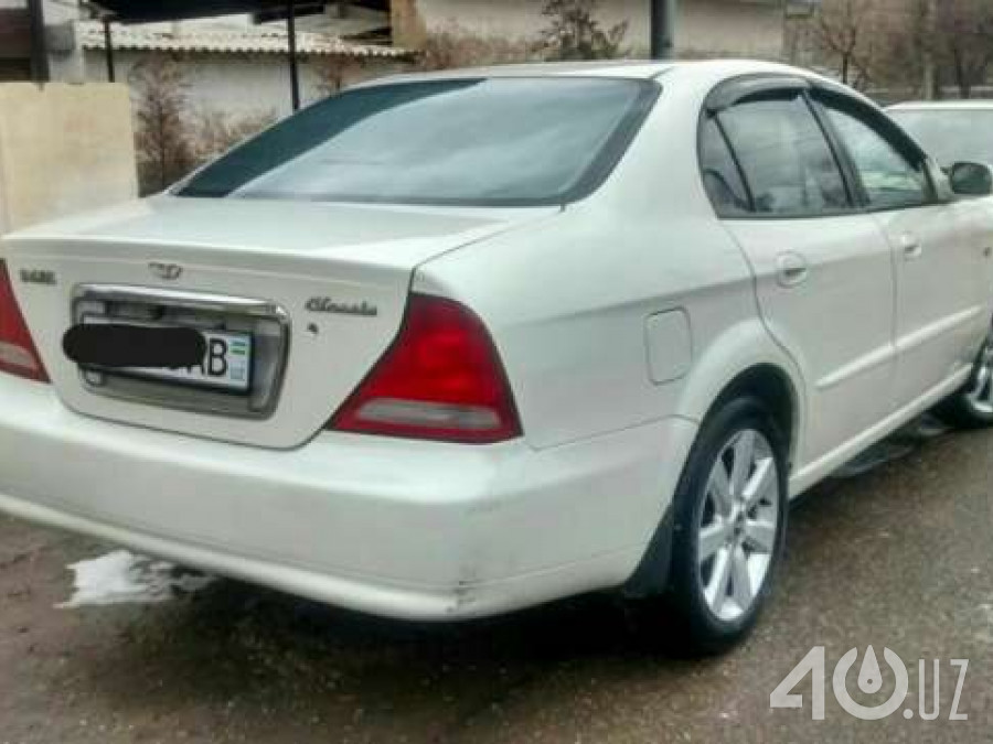 Daewoo Magnus