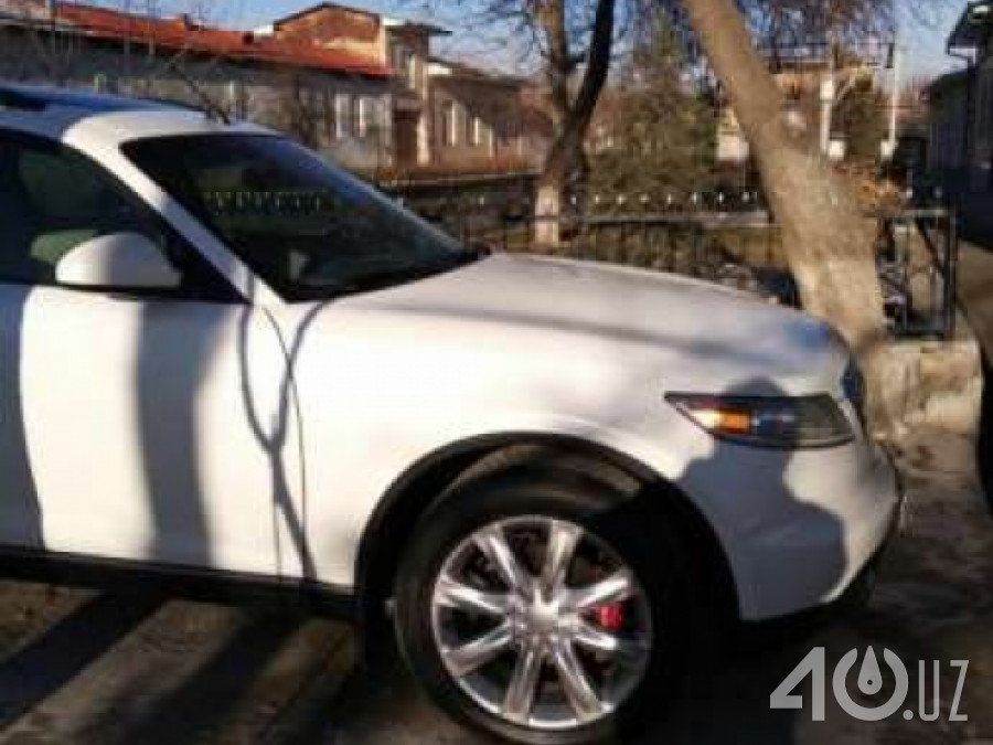 Infiniti FX I (S50)