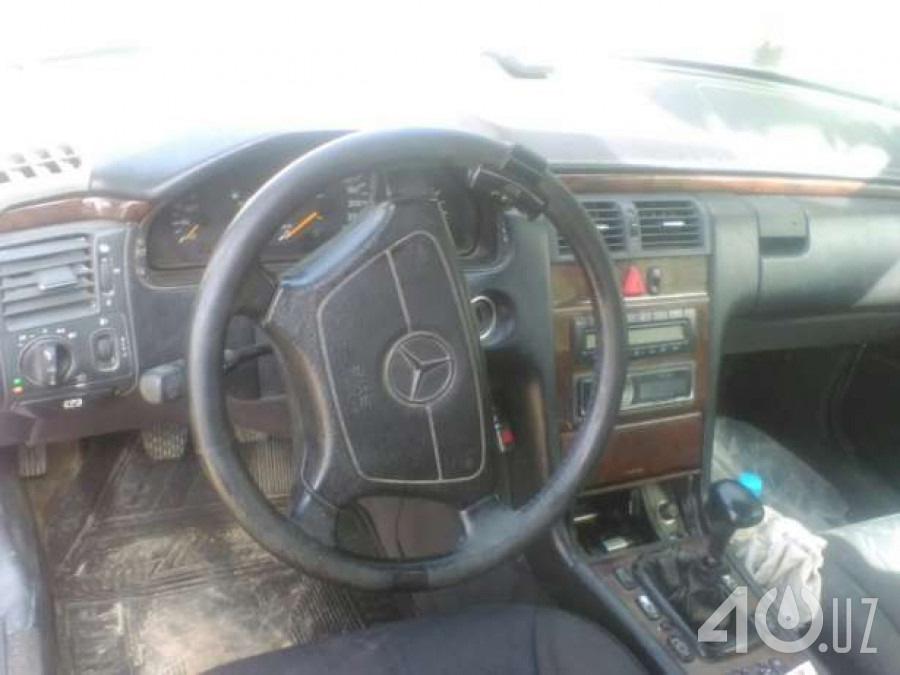 Mercedes-Benz E-klasse II (W210, S210)