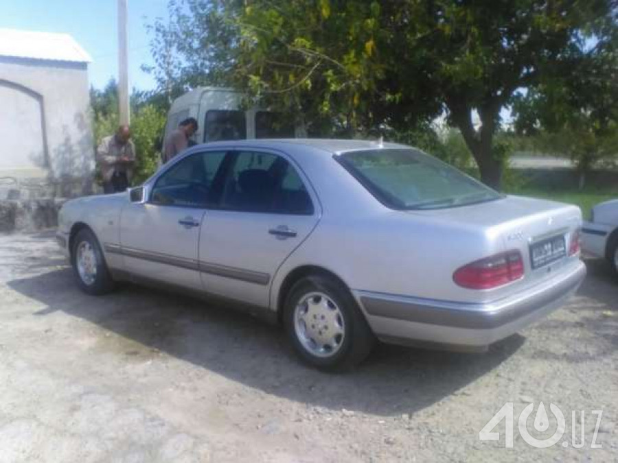 Mercedes-Benz E-klasse II (W210, S210)