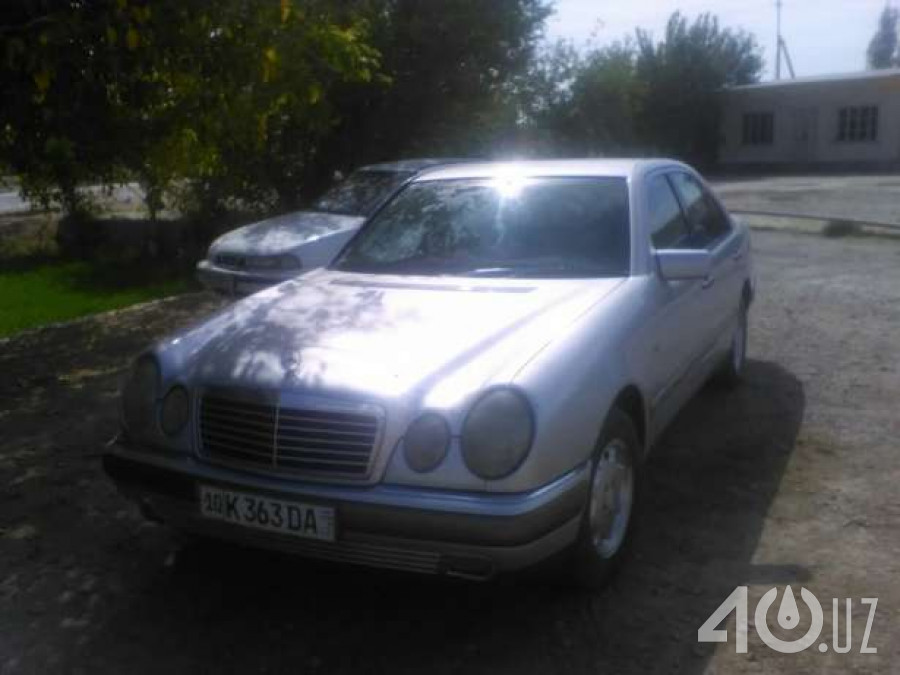 Mercedes-Benz E-klasse II (W210, S210)