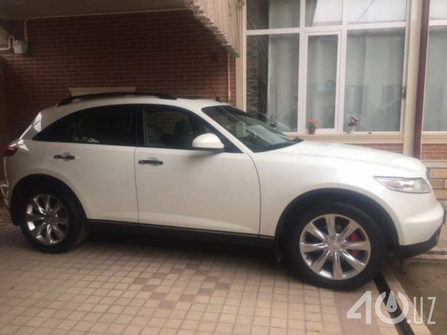 Infiniti FX I (S50)
