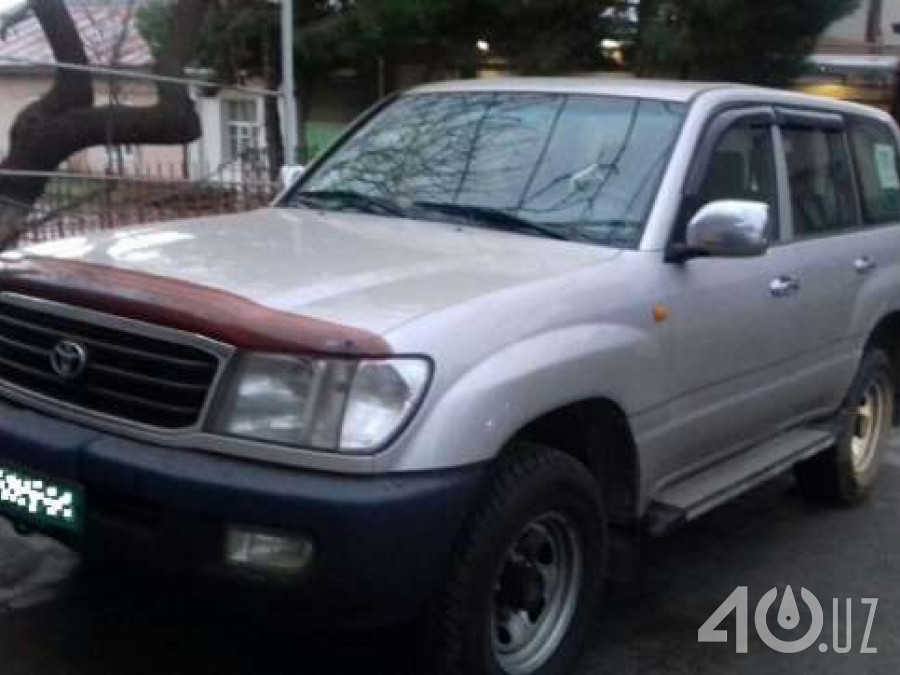 Toyota Land Cruiser 100 Series