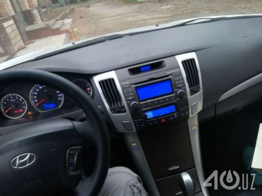 Hyundai Sonata V (NF)