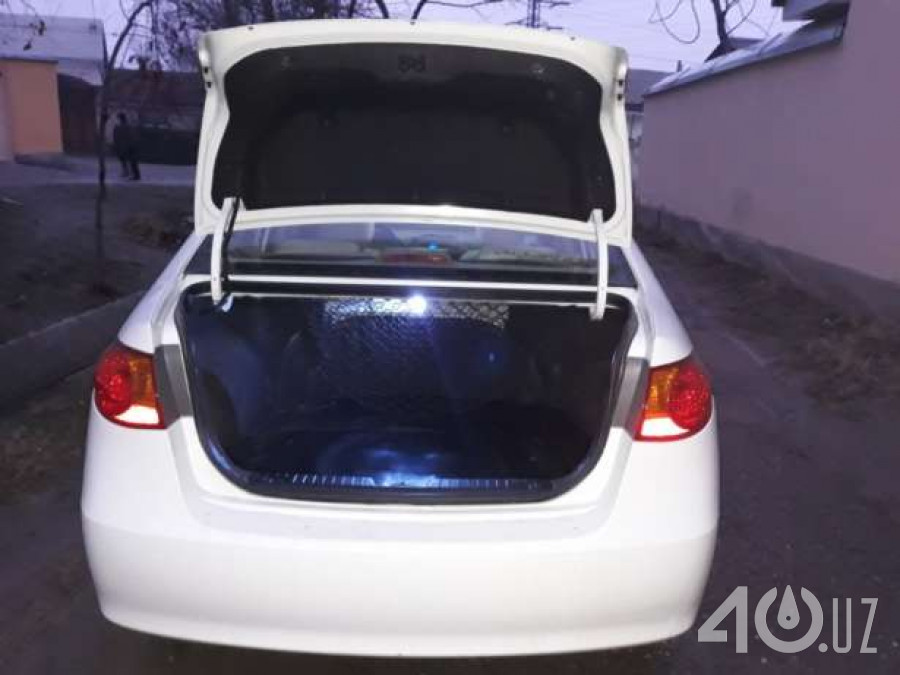 Hyundai Avante IV