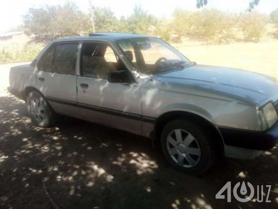 Opel Ascona C