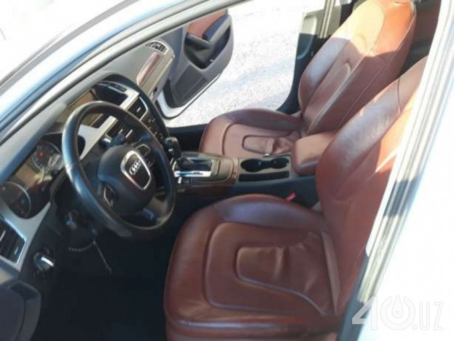 Audi A4 IV (B8)