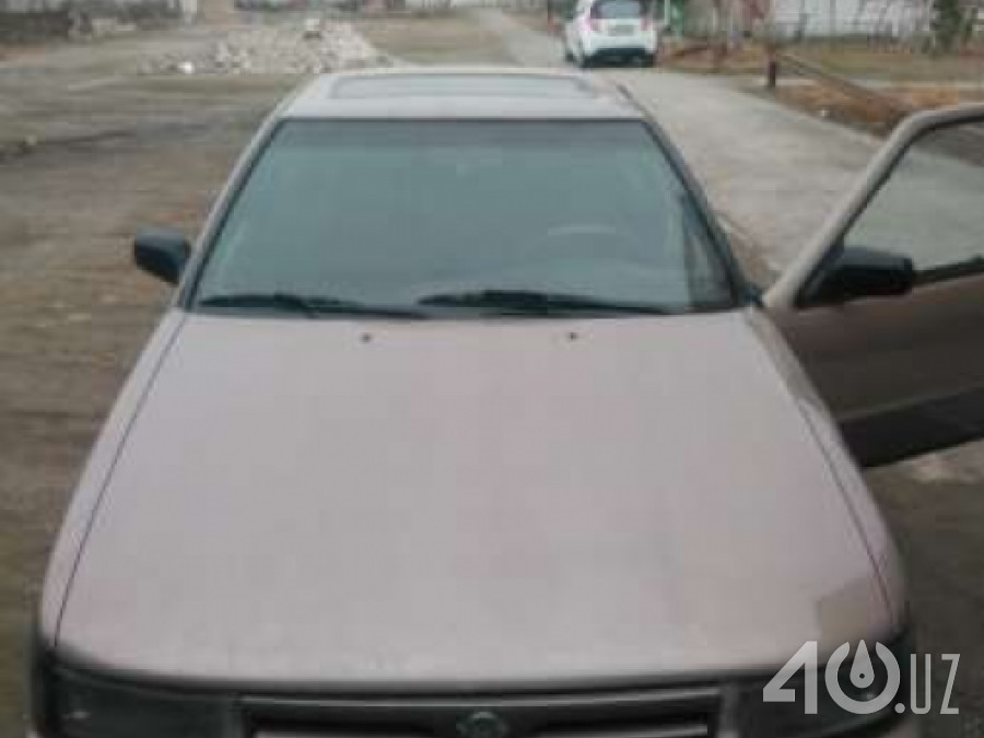 Nissan Maxima III (J30)