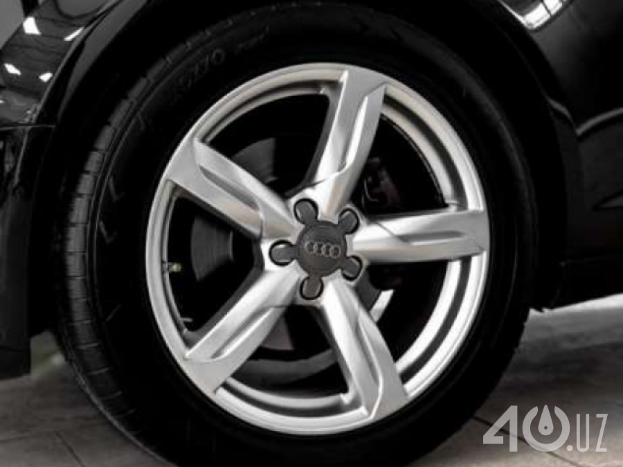 Audi A6 III (C6)