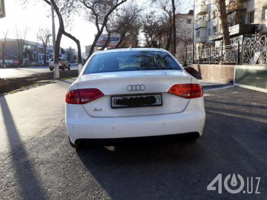 Audi A4 IV (B8)