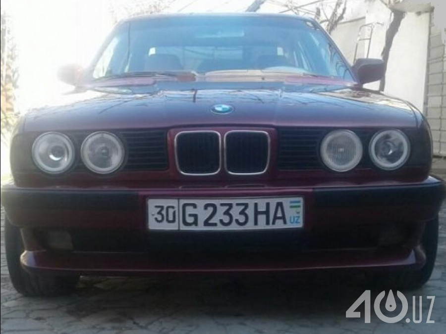 BMW M5 I (E28)
