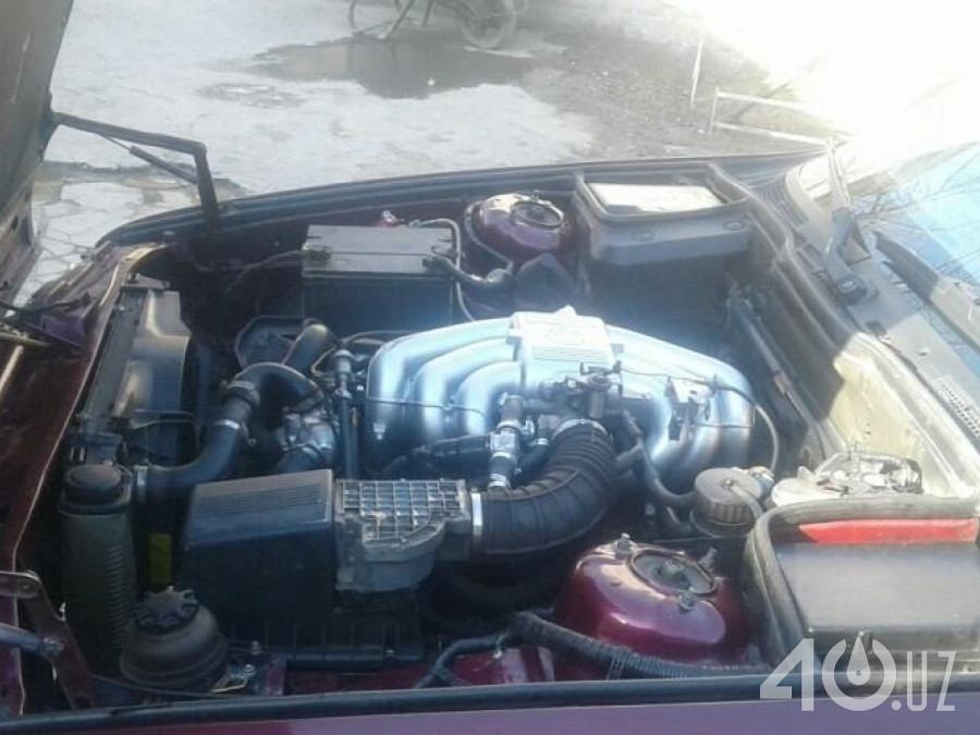 BMW M5 I (E28)