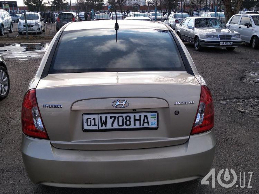 Hyundai Accent III