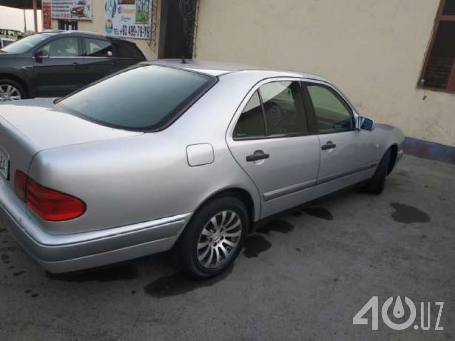 Mercedes-Benz E-klasse II (W210, S210)