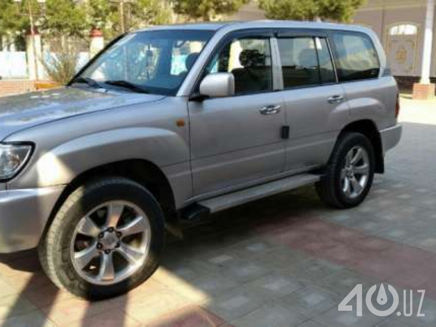 Toyota Land Cruiser 100 Series