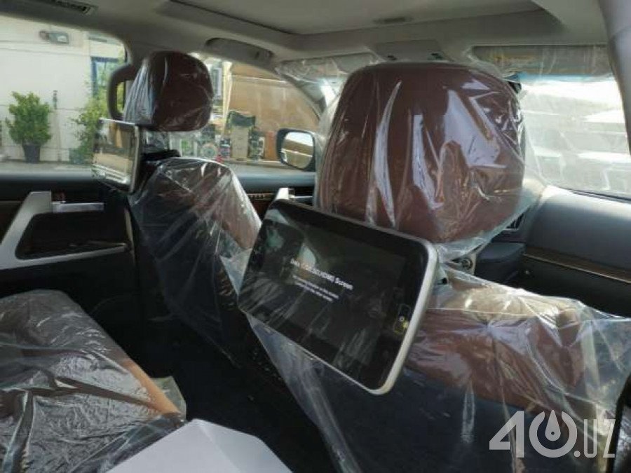 Toyota Land Cruiser 200 Series Рестайлинг 2