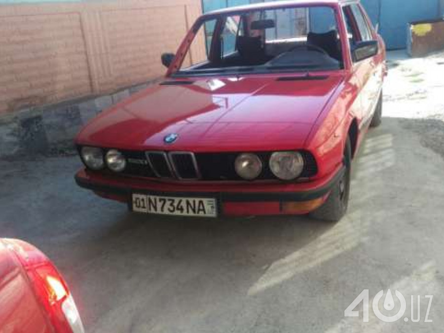 BMW 5 серия II (E28)